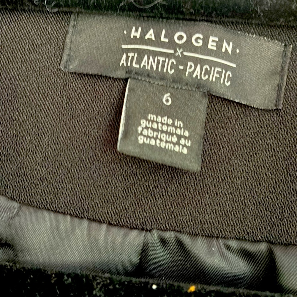 Halogen Blazer - Picture 9 of 9